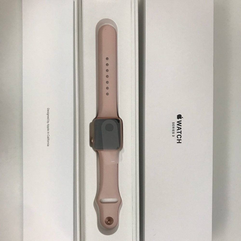 38mm Apple Watch, Series 3 w/ EXTRA ACCESSORIES